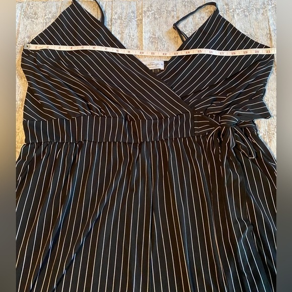NWOT KAILEIGH Rica Black/White Striped Side Tie Knit Pocket Crop Jumpsuit 3X - Picture 11 of 12